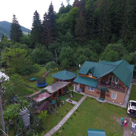 Садиба У Брусків Mizhhirya  外观 照片